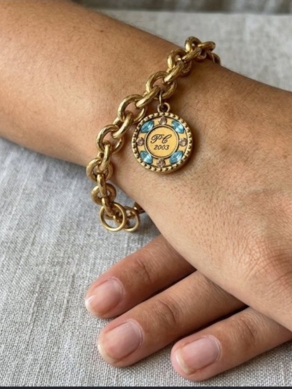 Vintage 2003 Avon President's Club Recognition Charm Bracelet Gold Tone y2k